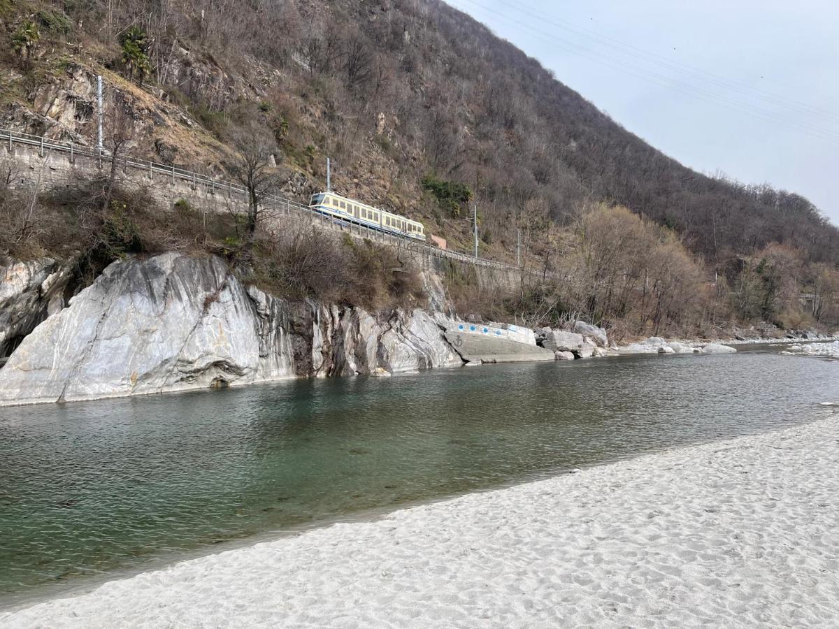 Blue River Losone Exterior foto